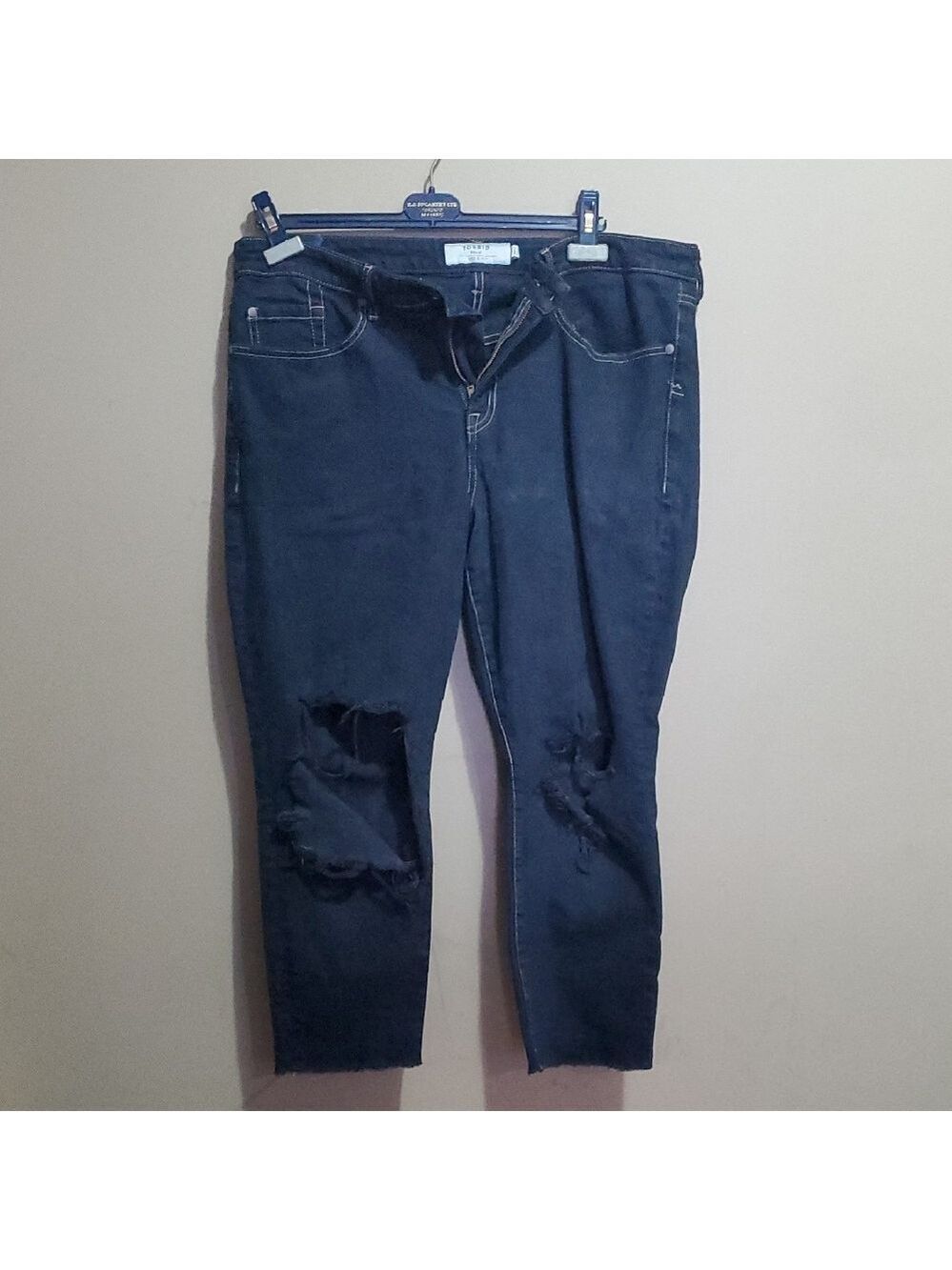 Torrid Distressed High Rise Straight Leg Jeans Size 14R